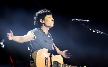 2012年之前吉他六线谱_赵雷_E调手指指法原版编配弹唱伴奏谱_图片谱