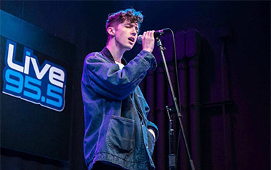 Strawberry And Cigarette吉他六线谱_Troye Sivan_G调弹唱伴奏六线谱