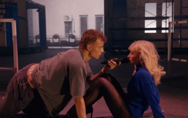 Sugar Talking吉他六线谱_Sabrina Carpenter_F调弹唱伴奏谱_图片谱