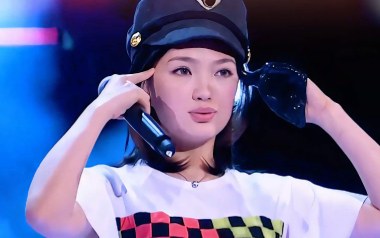 爱要坦荡荡吉他六线谱_丁丁_C调按弦简单版_图片谱