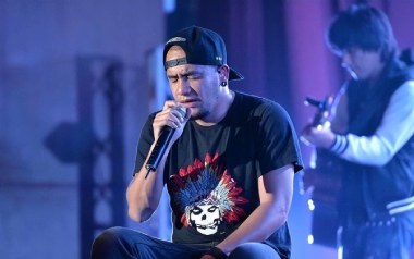 搬家吉他六线谱_张震岳_A调原版编配弹唱伴奏谱_高清图片六线谱