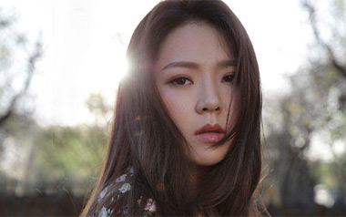 侧脸吉他六线谱_于果_C调手指指法原版编配弹唱伴奏谱_高清图片六线谱