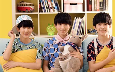 大梦想家吉他六线谱_TFBOYS_D调原版编配弹唱伴奏谱_吉他图片谱