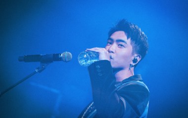 低空飞行吉他六线谱_沈以诚_C调按弦简单版_图片谱