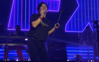 低空飞行吉他六线谱_郑钧_C调扫弦节奏版吉他六线谱_吉他弹唱伴奏教程