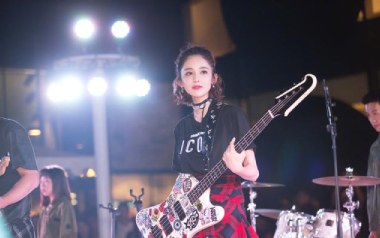 丁建国写的歌吉他六线谱_缝纫机乐队_C调原版编配_图片谱