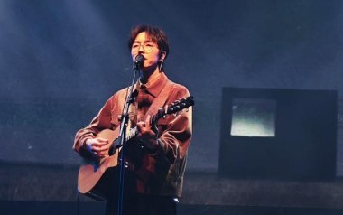 多嘴吉他六线谱_陈鸿宇_C调按弦原版编配弹唱伴奏谱_高清六线谱