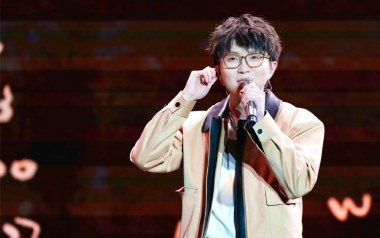 二零三吉他六线谱_毛不易_G调按弦原版编配弹唱伴奏谱_六线图片谱