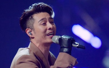 够钟吉他六线谱_周柏豪_G调手指指法原版编配弹唱伴奏谱_六线图片谱
