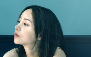 孤独她呀吉他六线谱_二珂_G调手指指法弹唱伴奏谱_吉他图片谱