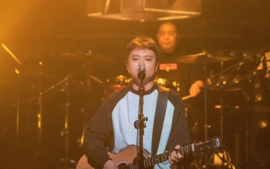 嘿抬头吉他六线谱_贰佰_C调手指指法原版编配弹唱伴奏谱_高清图片六线谱
