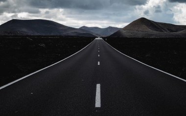 黑色公路吉他六线谱_张闯_G调手指指法扫弦节奏版_六线图片谱