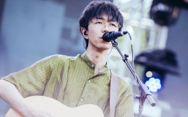 理想三旬吉他六线谱_陈鸿宇_G调手指指法弹唱伴奏谱_吉他图片谱
