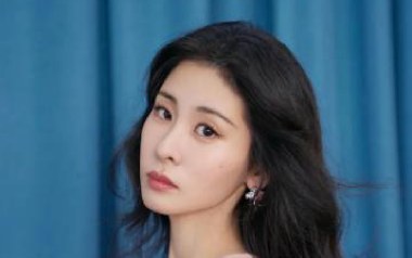 笼吉他六线谱_张碧晨_C调手指指法原版编配吉他六线谱_吉他弹唱伴奏教程