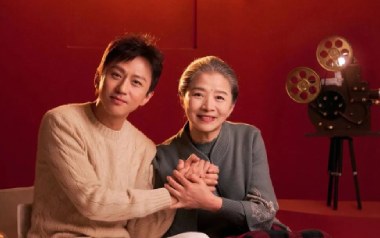 妈妈有座电影院吉他六线谱_邓超_C调原版编配弹唱伴奏谱_高清图片六线谱