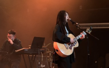矛盾综合体吉他六线谱_李上安_C调按弦扫弦节奏版_高清六线谱