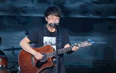 玫瑰吉他六线谱_贰佰_《玫瑰》C调原版编配弹唱伴奏谱_吉他图片谱