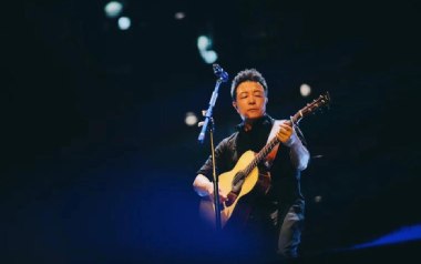 无尽光芒吉他六线谱_许巍_C调手指指法弹唱伴奏谱_图片谱