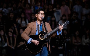 那些女孩教我的事吉他六线谱_品冠_C调原版编配弹唱伴奏谱_图片谱