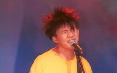 平安夜吉他六线谱_花儿乐队_E调按弦弹唱伴奏谱_高清六线谱
