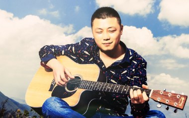 欠我个未来吉他六线谱_艾岩_G调手指指法原版编配弹唱伴奏谱_图片谱