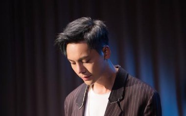清醒梦境吉他六线谱_陈伟霆_C调按弦扫弦节奏版弹唱伴奏谱_吉他图片谱
