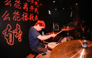 秋日苦难吉他六线谱_南青乐队_G调扫弦节奏版弹唱伴奏谱_吉他图片谱