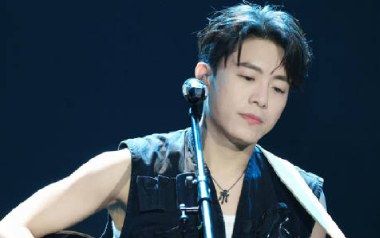 似曾吉他六线谱_韦礼安_C调按弦弹唱伴奏谱_高清图片六线谱