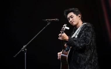说爱你吉他六线谱_沈以诚_A调手指指法弹唱伴奏谱_高清图片六线谱