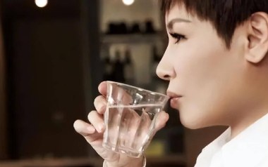 顺其自然吉他六线谱_黄小琥_C调手指指法原版编配弹唱伴奏谱_高清六线谱