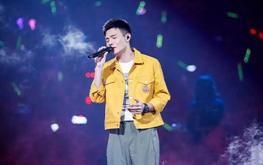 脱胎换骨吉他六线谱_李荣浩_C调简单版_六线图片谱