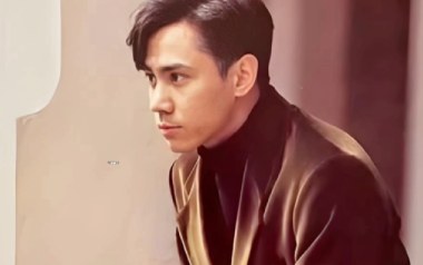 晚秋吉他六线谱_黄凯芹_F调手指指法原版编配吉他六线谱_吉他弹唱伴奏教程