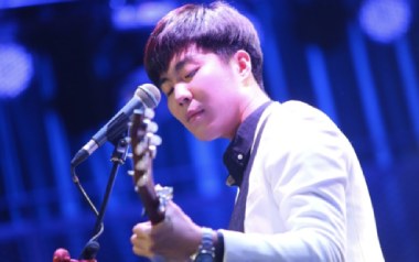 我的枪声里吉他六线谱_晓月老板_G调手指指法打板版_图片谱