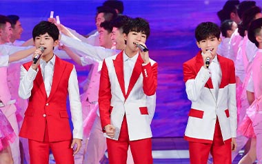我们都是追梦人吉他六线谱_TFBOYS_C调原版编配_六线图片谱