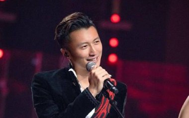 我想飞吉他六线谱_谢霆锋_C调按弦原版编配弹唱伴奏谱_高清图片六线谱