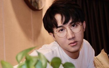 污点吉他六线谱_徐秉龙_C调手指指法简单版_吉他图片谱