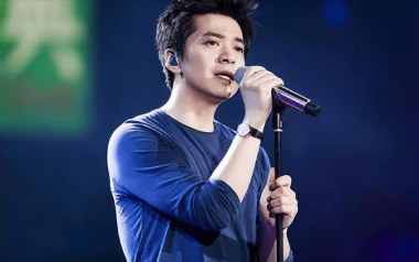 消失的月光吉他六线谱_李健_E调手指指法原版编配弹唱伴奏谱_六线图片谱