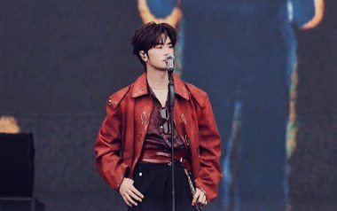 小尾巴吉他六线谱_陆虎_C调手指指法敲击面板版弹唱伴奏谱_图片谱