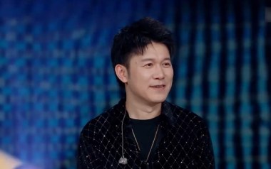 下雪哈尔滨吉他六线谱_高进/常虹_C调手指指法吉他六线谱_吉他弹唱伴奏教程