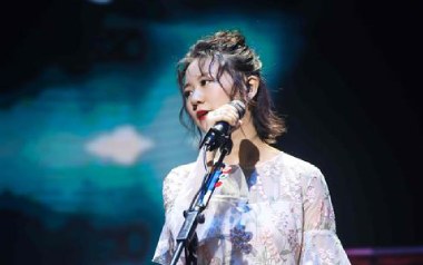 一棵会开花的树吉他六线谱_谢春花_C调手指指法_高清图片六线谱