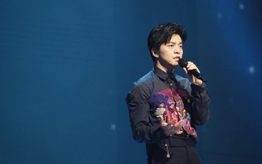 在每个想你的夜晚吉他六线谱_李健_F调手指指法弹唱伴奏谱_图片谱