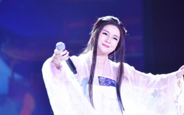 枕上书吉他六线谱_董贞_C调按弦原版编配弹唱伴奏谱_六线图片谱