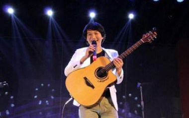 真夏的果实独奏谱_卢家宏_原版编配独奏谱_吉他独奏六线谱