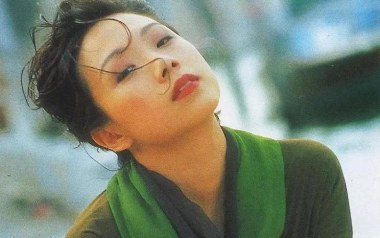 纸飞机吉他六线谱_林忆莲_D调按弦原版编配弹唱伴奏谱_高清六线谱