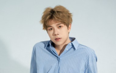 自以为吉他六线谱_刘大壮_A调按弦弹唱伴奏谱_图片谱